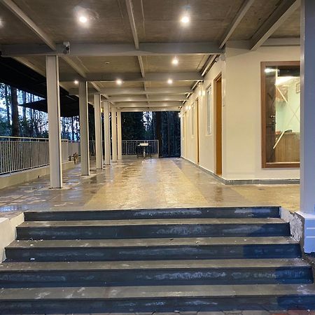 Hotel 100 Oaks Estate Yercaud Esterno foto