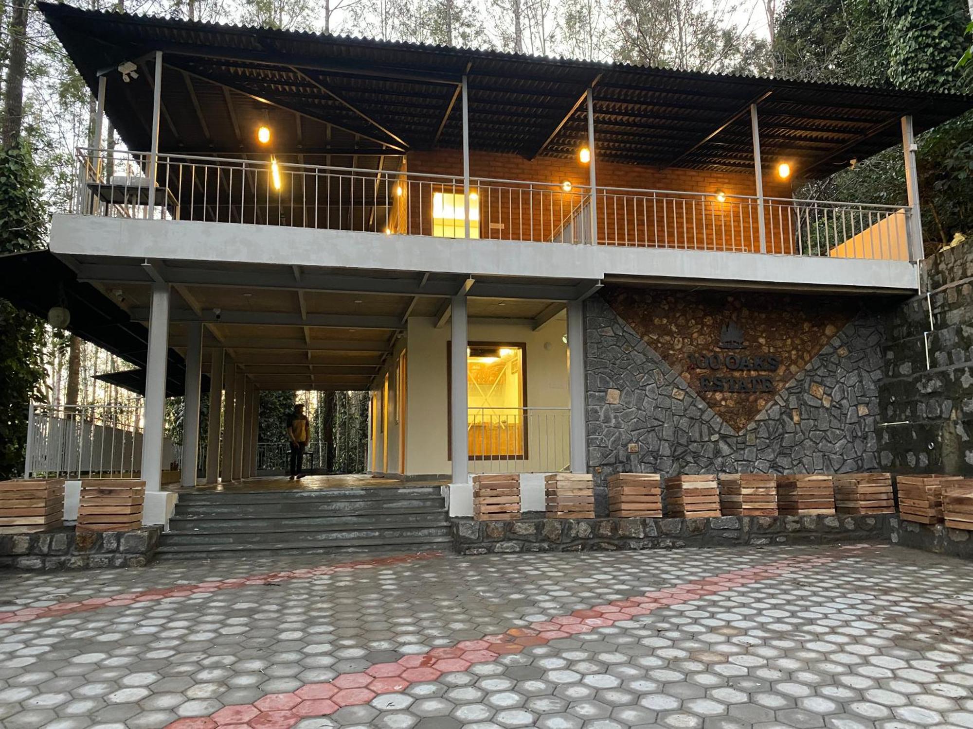 Hotel 100 Oaks Estate Yercaud Esterno foto